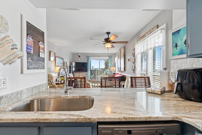 Building Photo - 3607 S Ocean Blvd