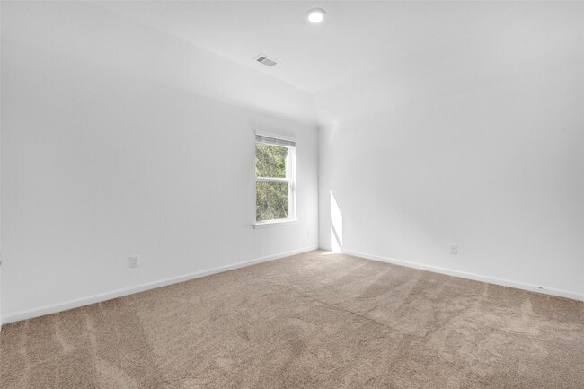 Building Photo - 1650 Chart Dr