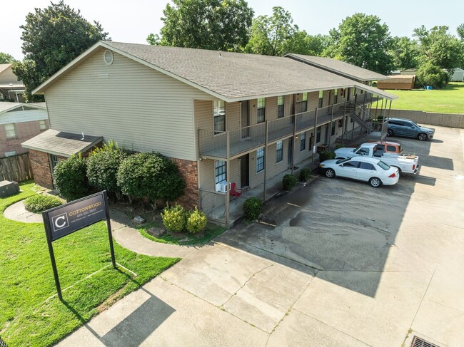 Interior Photo - MF-18-The Cottonwood Apartments