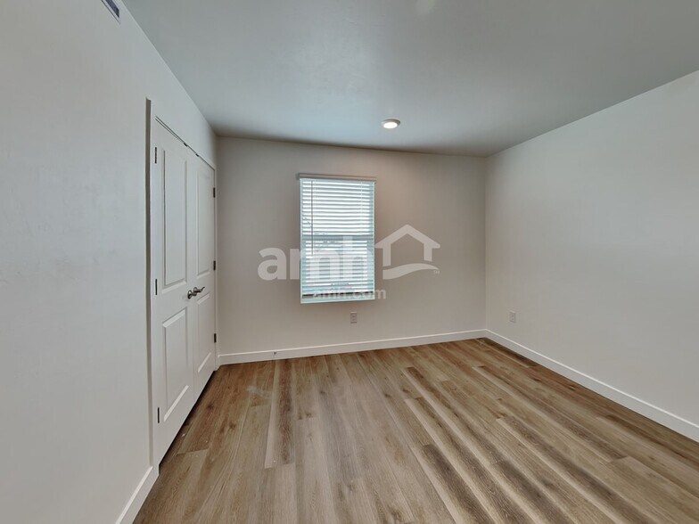 Building Photo - 6507 E Paseo Baranda