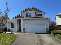 Building Photo - Gated Community!