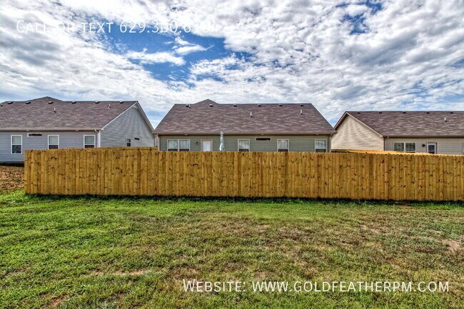 Building Photo - 3353 Tourmaline Dr