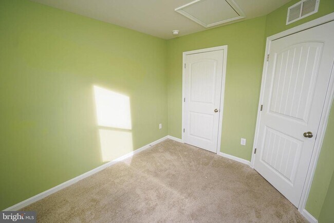 Building Photo - 1624 Severn St