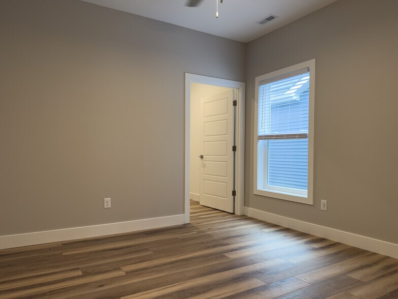 Building Photo - 3103 Palmer Dr