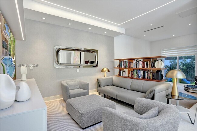 Building Photo - 20824 NE 37th Ave