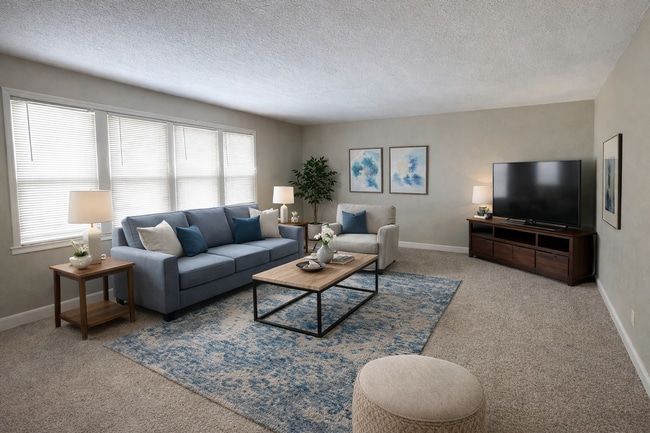 Building Photo - AVAILABLE JUNE 1ST 2026 - 4 bed, 2 bath home available! $250 Off First Months Rent!