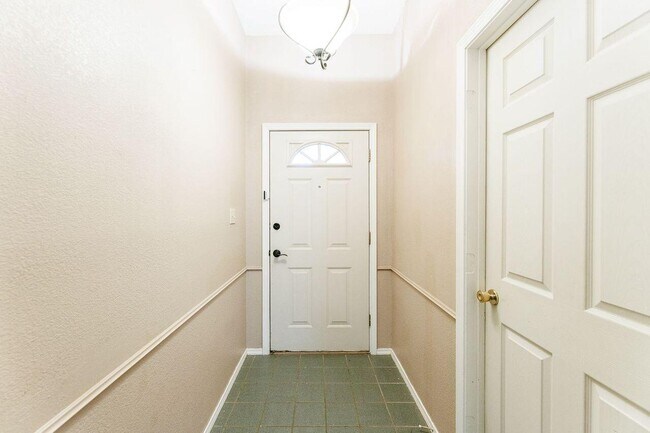 Building Photo - 5903 70th St