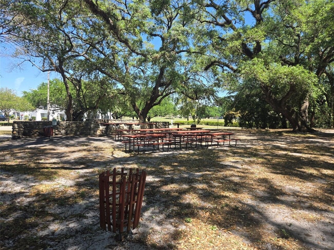 Building Photo - 9531 Seagrape Dr