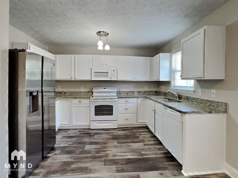 Building Photo - 105 Bridgedale Ct