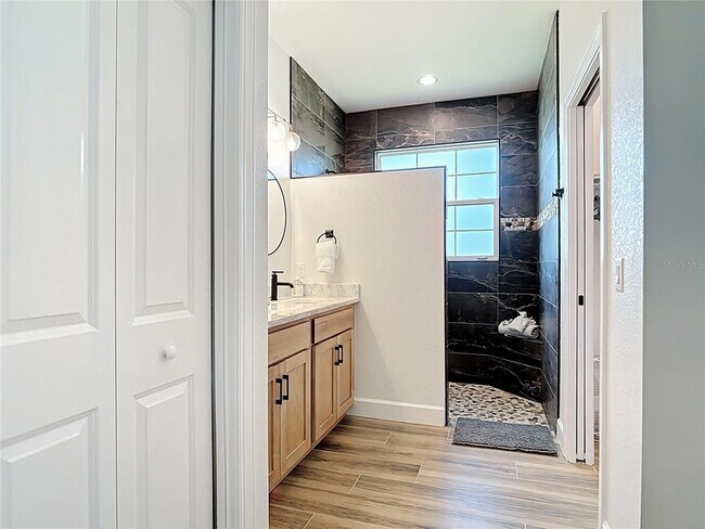 Building Photo - 26 Medalist Way