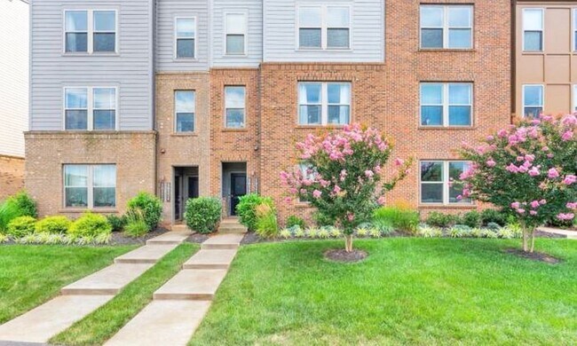 Building Photo - 10338 Ratcliffe Trl