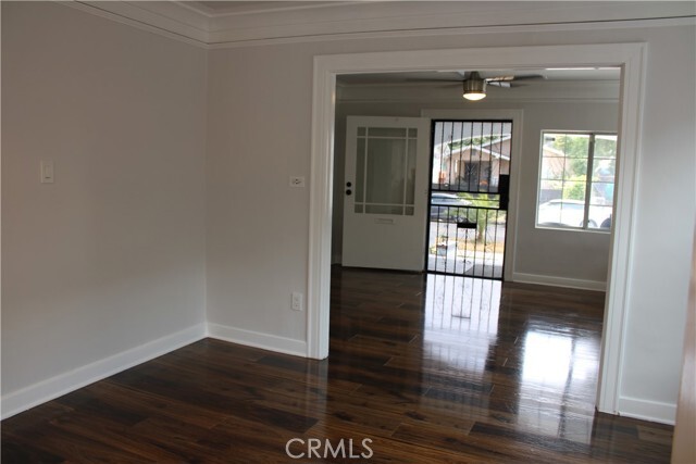Building Photo - 1655 W 39th St