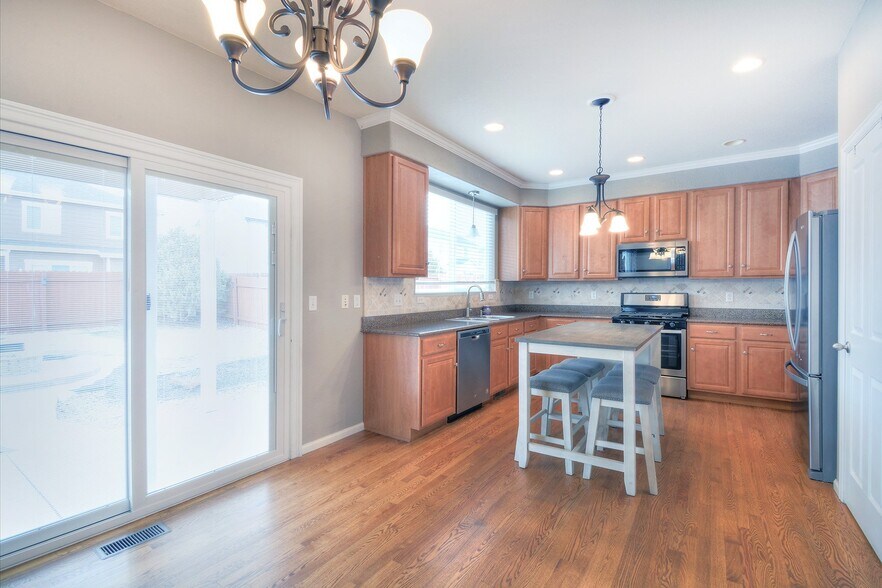 Building Photo - 9702 Beryl Dr