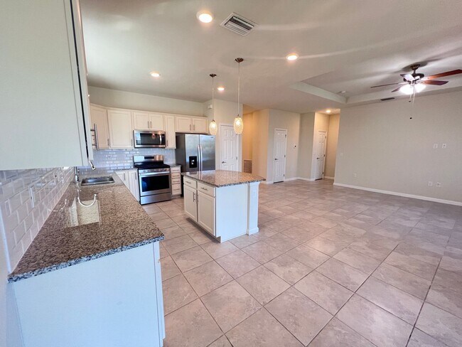 Building Photo - Stunning Lakefront 3/2 Home in the Heart of Babcock Ranch