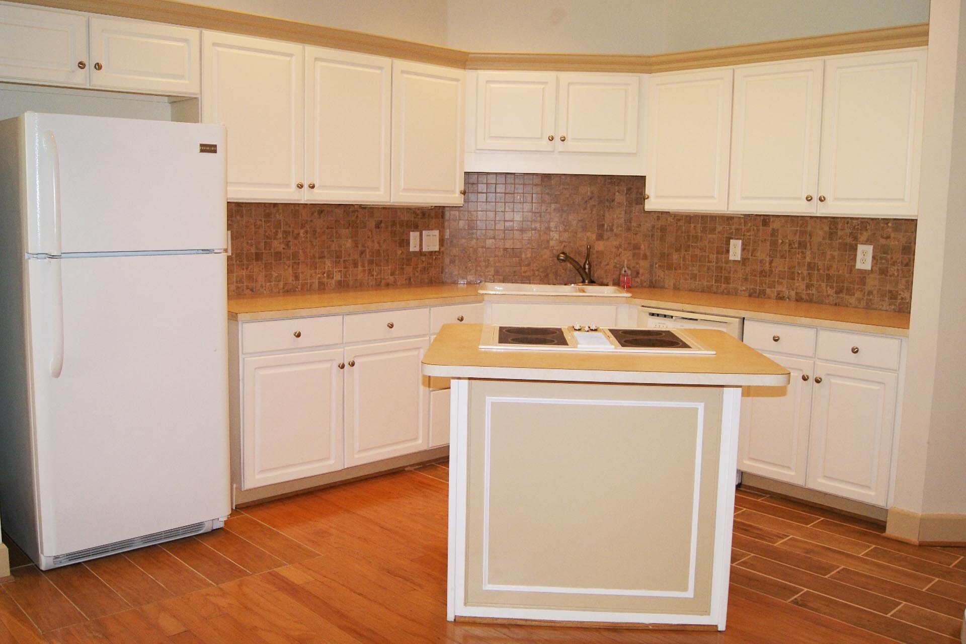 Building Photo - 641 Old Hickory Blvd