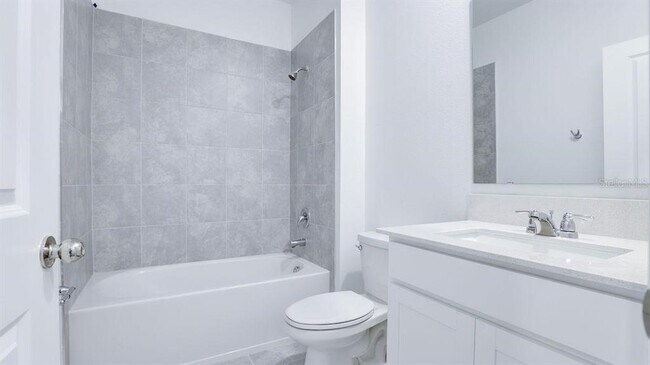 Building Photo - 151 Bogey Dr