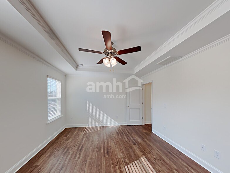 Building Photo - 3235 Brierhill Rd