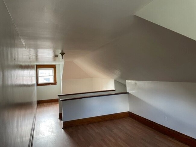 Building Photo - 2558 N 5th St