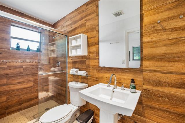 Building Photo - 234 NW 47th St