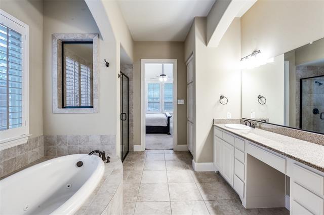 Building Photo - 13659 Thornton Dr