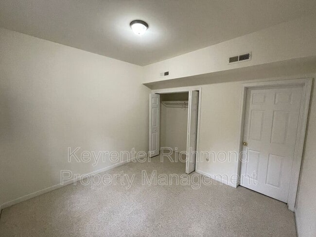 Building Photo - 7919 Nashua Dr