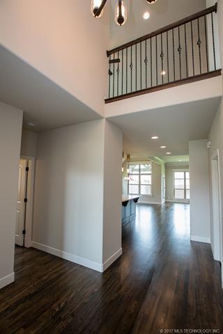 Building Photo - 217 W 128th Pl S