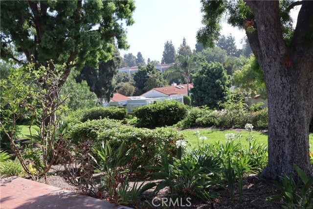 Building Photo - 5377 Avenida Sosiega