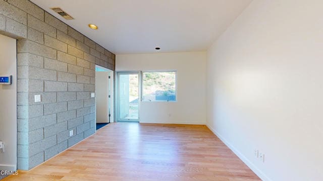 Building Photo - 1602 Woodglen Ln