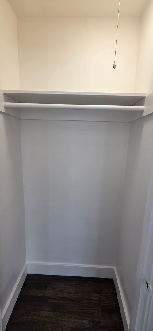 Building Photo - Grove St | 1927-1929