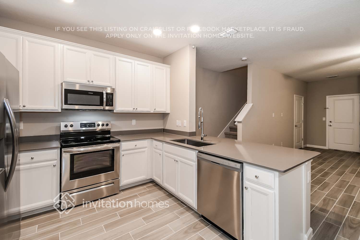 Building Photo - 617 Cherry Ridge Dr