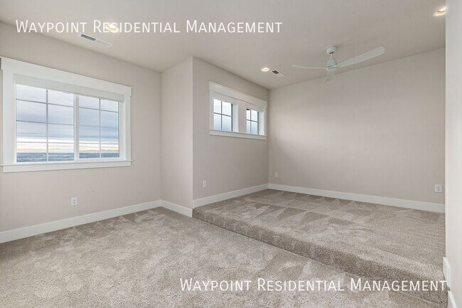 Building Photo - 3570 E Interstellar Ct