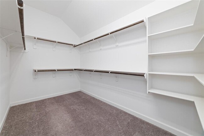 Building Photo - 11127 Bluewater Lagoon Cir