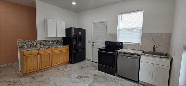 Building Photo - 528 Wideview Ave