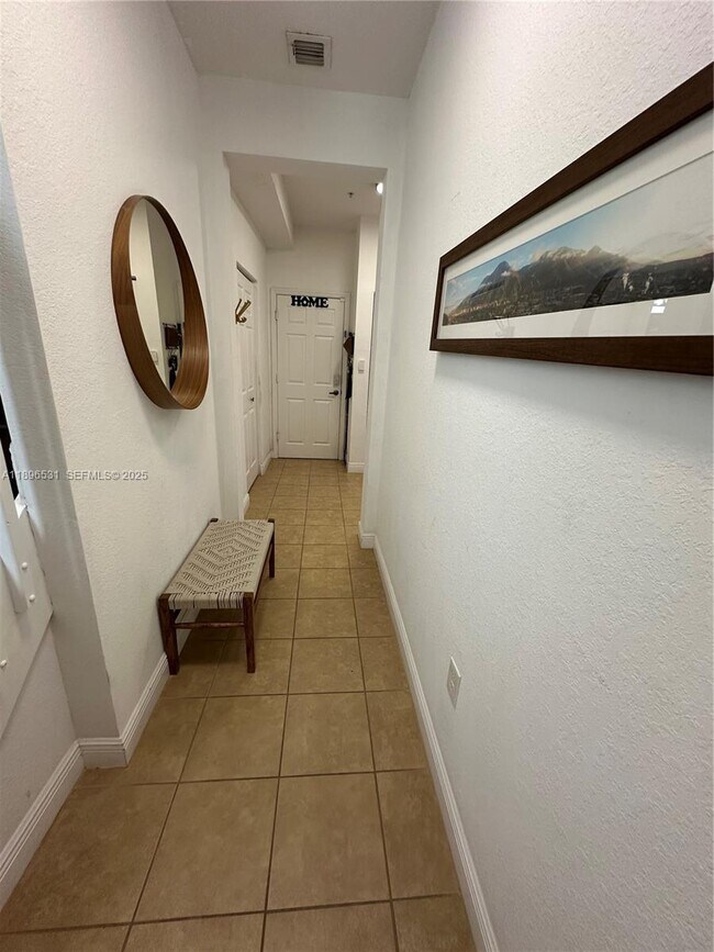 Building Photo - 2662 SW 118 Rd