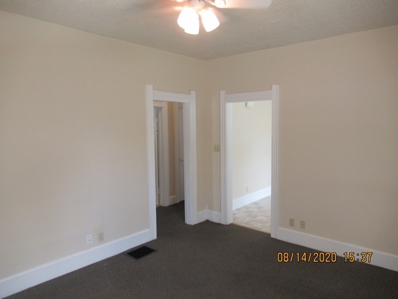 Building Photo - 320 E Cottage Grove Ave