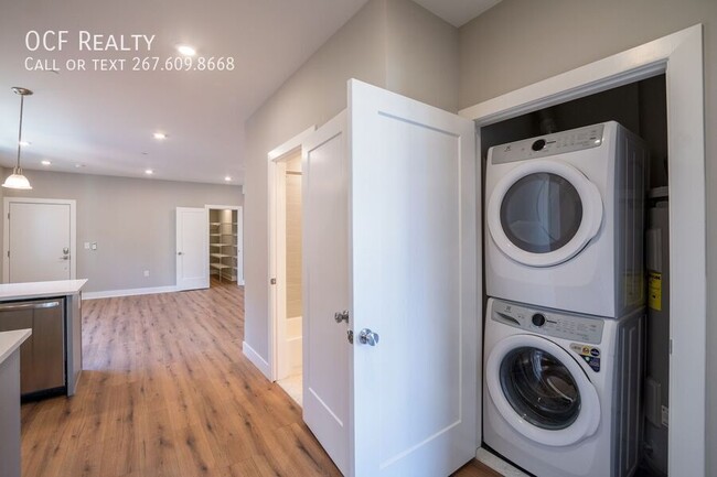 Building Photo - Two Bedroom Cedar Park Apartment