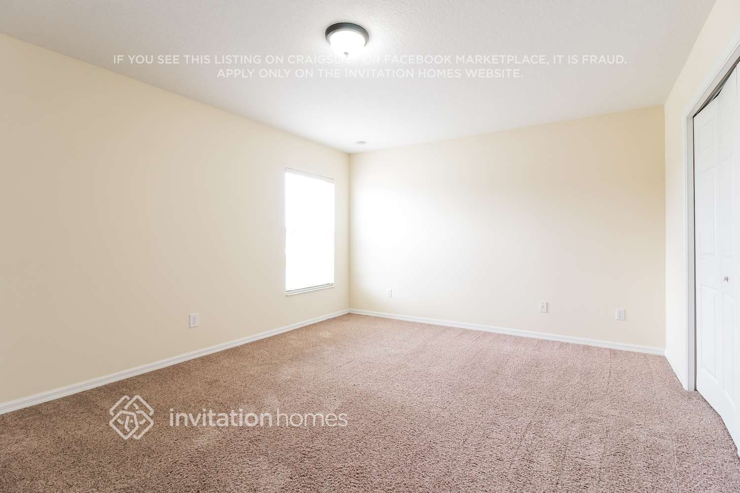 Building Photo - 1356 Maumee St