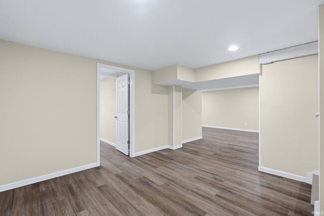 Building Photo - 6290 W State Rd 45