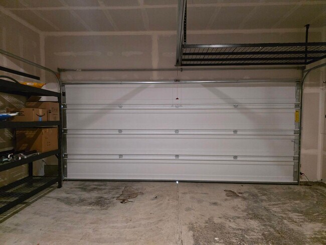 Building Photo - 4 Bedroom Home in Soundview Estates!