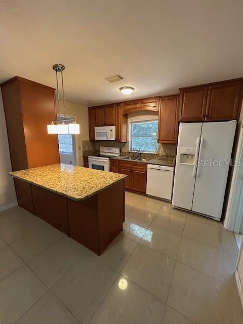 Building Photo - 612 Martin Ave