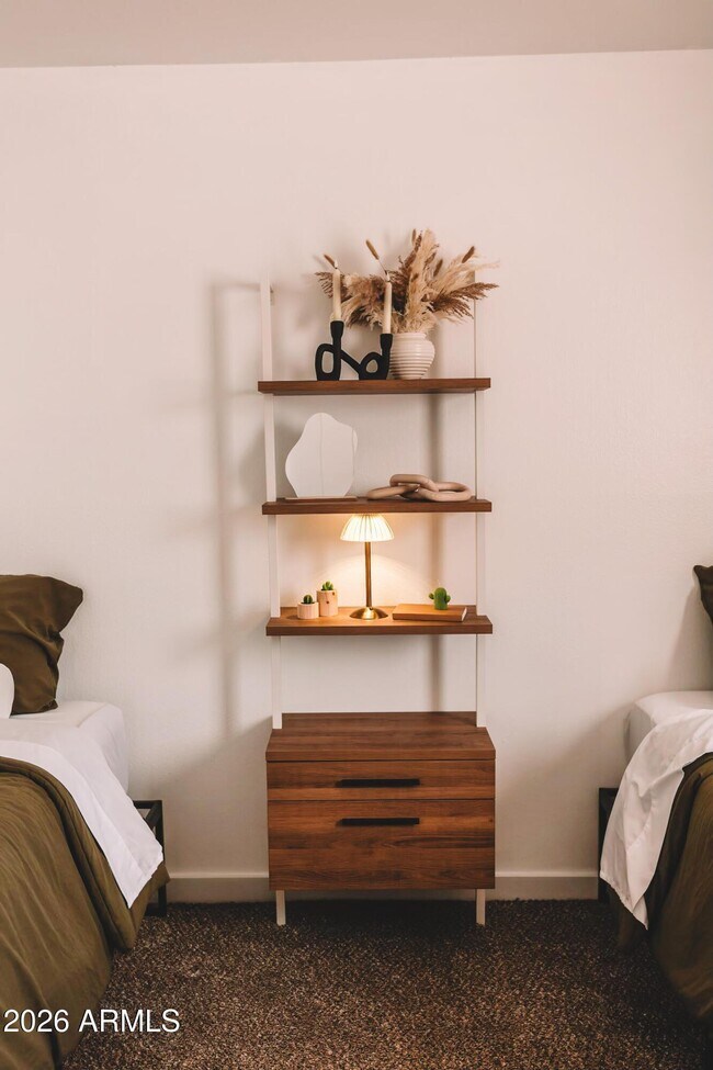 Building Photo - 11607 N 21st Ave