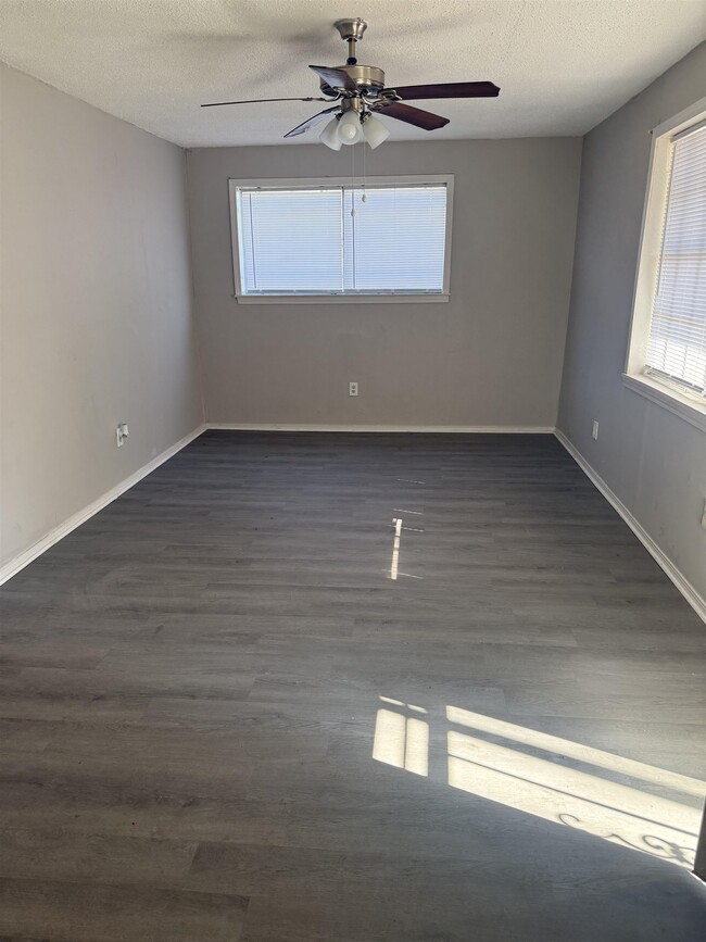 Building Photo - 273 Gaston Ave