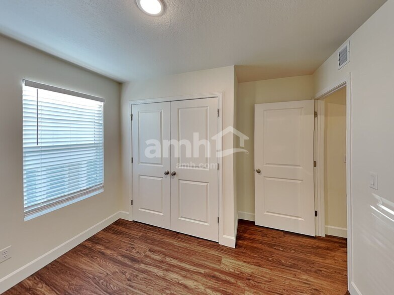 Building Photo - 6098 W Copper Hawk Dr