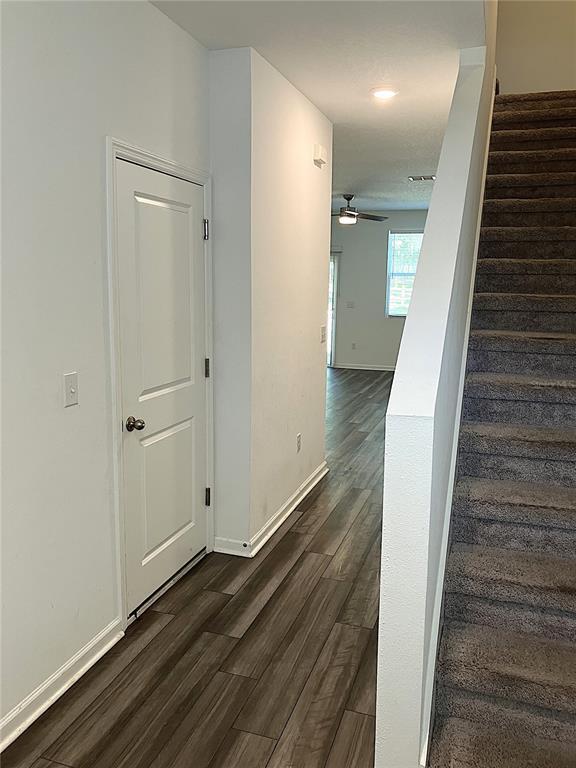 Building Photo - 38061 Elby Ln