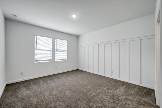 Building Photo - 516 Monarch Trl