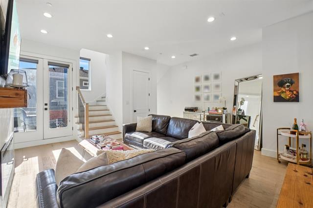 Building Photo - 145 N Henderson Ave