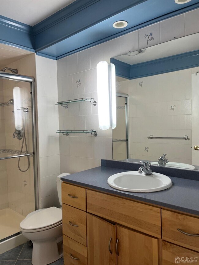 Building Photo - 3601 N Oaks Blvd