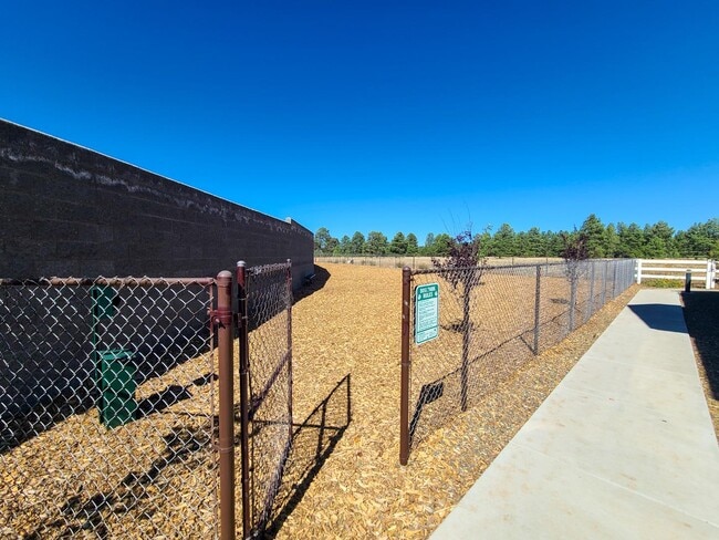 Building Photo - 12296 Curtis Ct