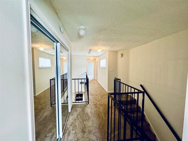 Building Photo - 5810 Twisted Pine Ct