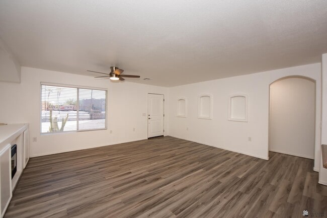 Building Photo - 13150 Onammi Ave